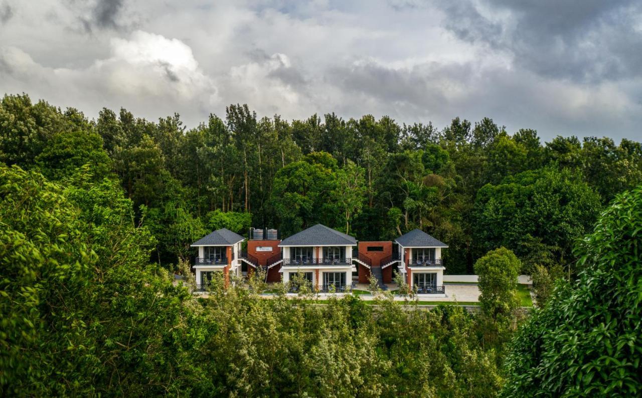 Vismita County Hotel Chikmagalur Luaran gambar