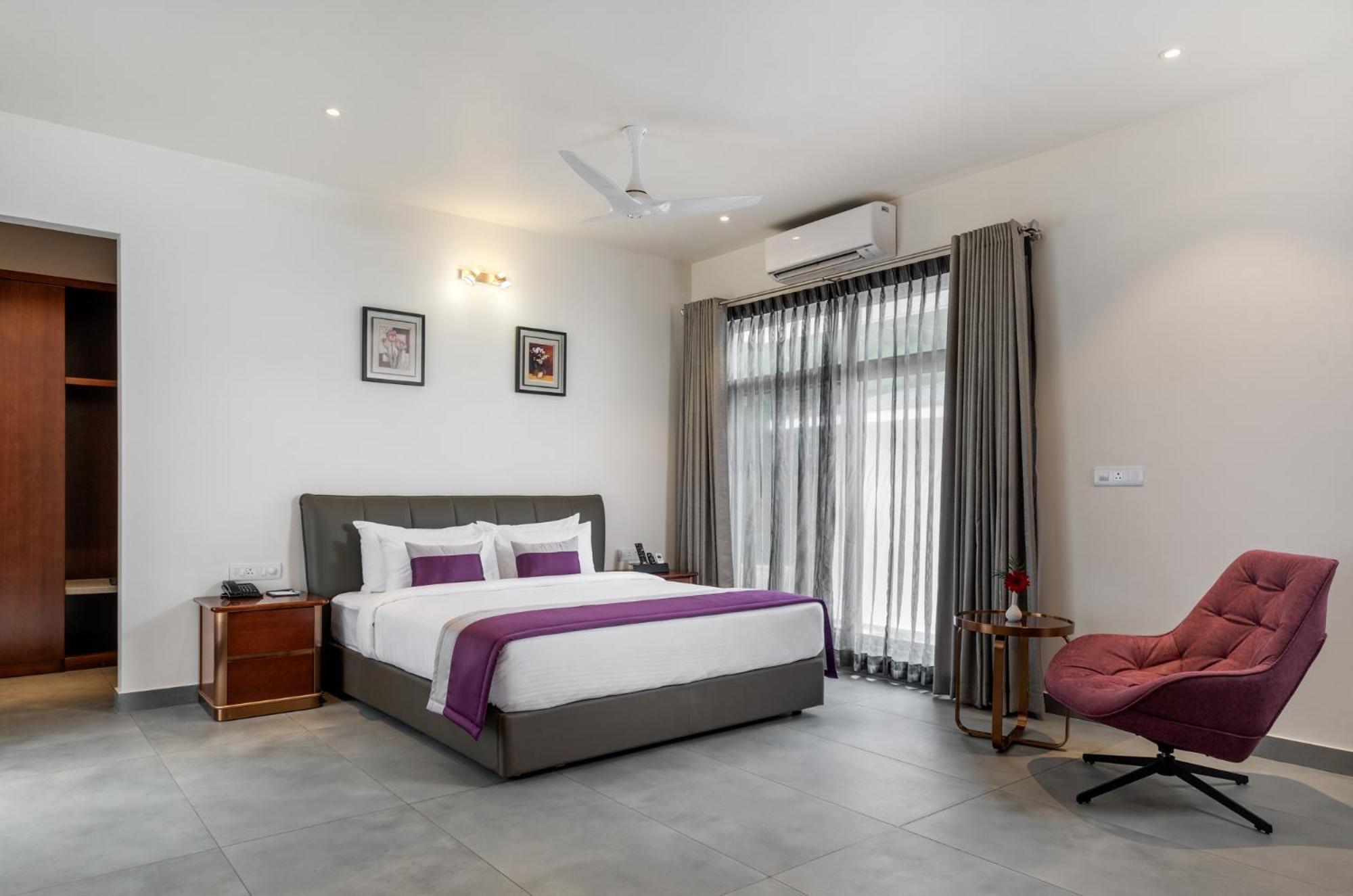 Vismita County Hotel Chikmagalur Luaran gambar